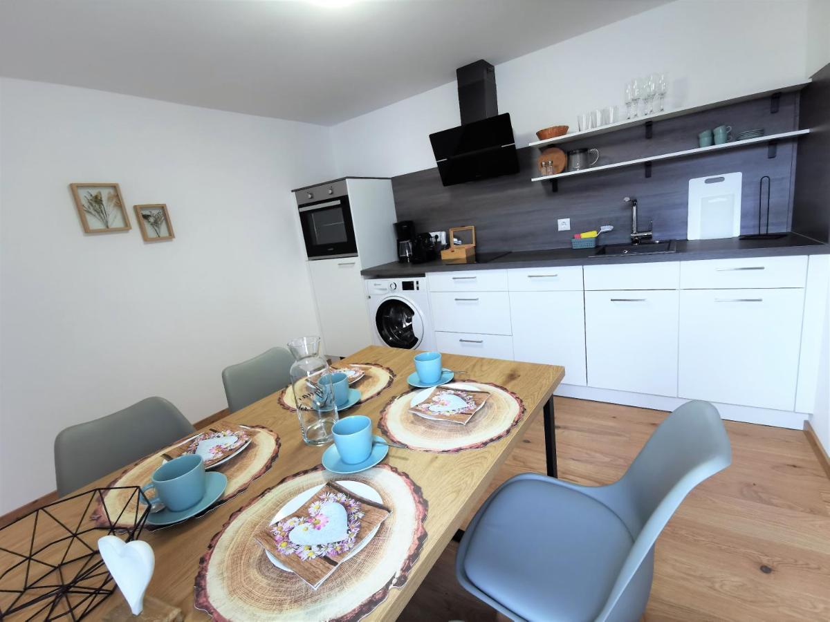 Bohnapartments Design Suite Am Markt - Vollausstattung - Wlan - Zentrum Ильменау Экстерьер фото