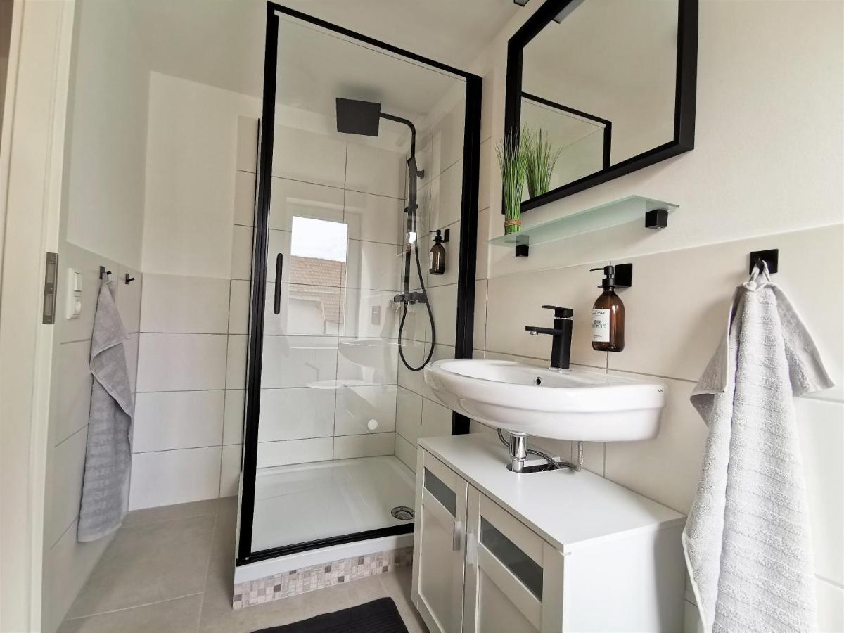 Bohnapartments Design Suite Am Markt - Vollausstattung - Wlan - Zentrum Ильменау Экстерьер фото